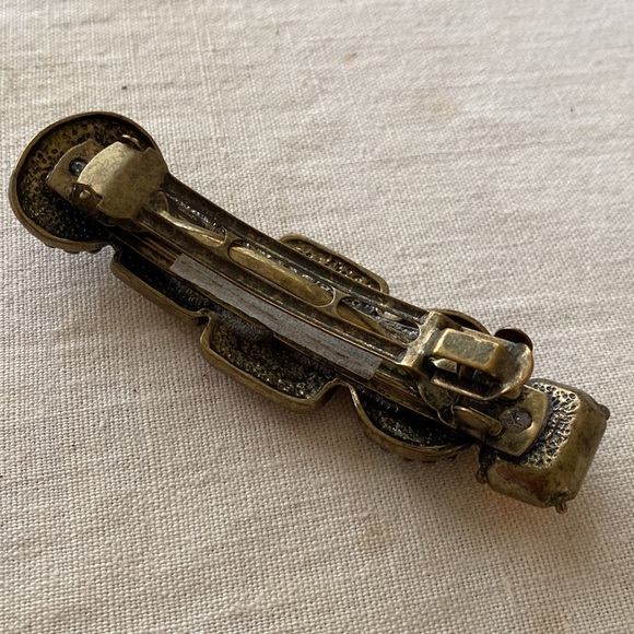 Nordstrom’s beautiful and colorful crystal hair barrette.  NWOT. - Picture 3 of 3